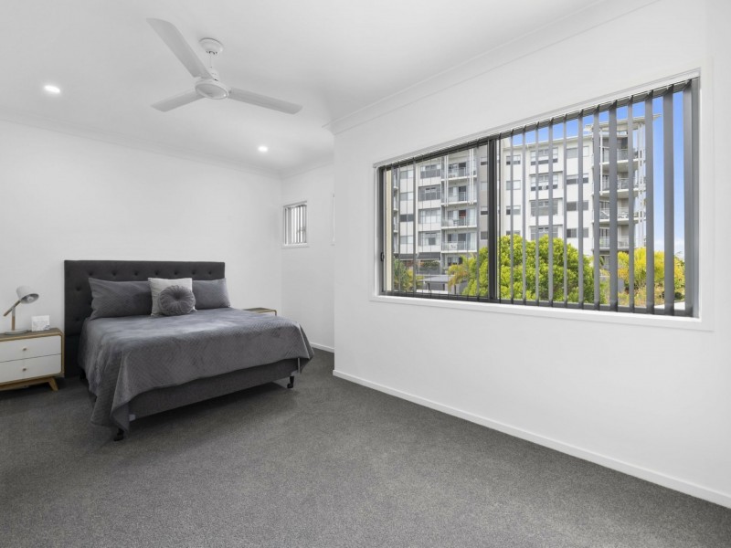 5/46 Regatta Boulevard, Birtinya QLD 4575