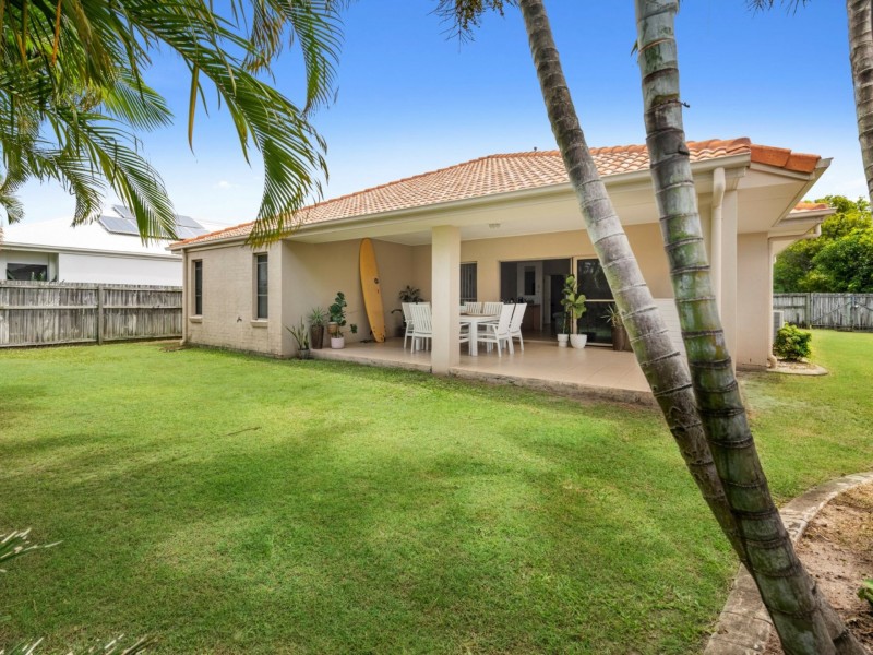 4 Seahorse Drive, Twin Waters QLD 4564