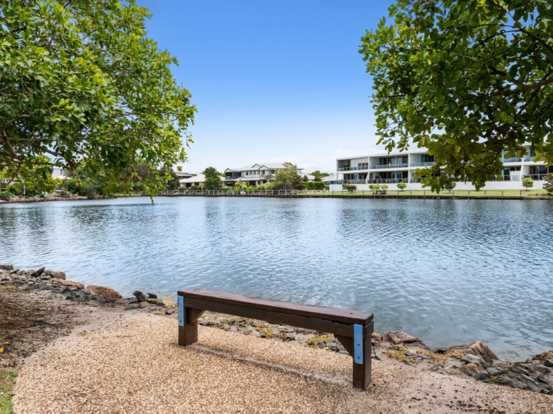 4 Seahorse Drive, Twin Waters QLD 4564