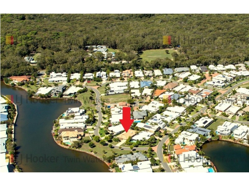 4 Seahorse Drive, Twin Waters QLD 4564