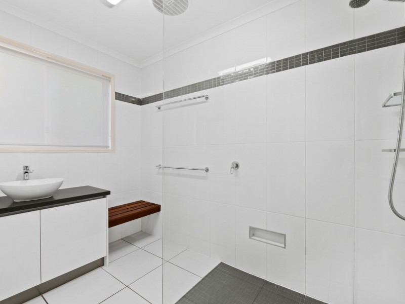 2/15 Wywong Street, Pacific Paradise QLD 4564