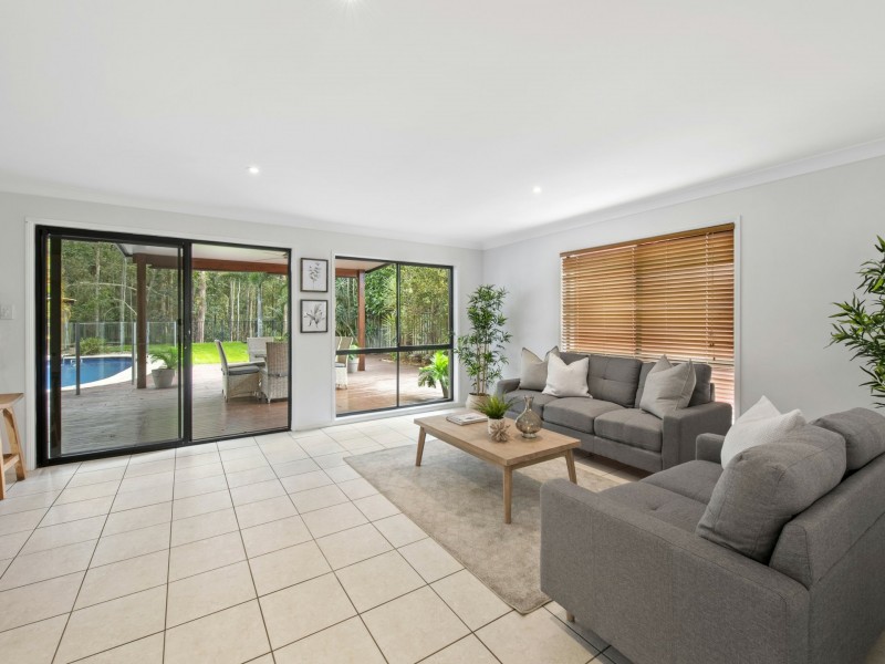 10 Sunview Drive, Twin Waters QLD 4564