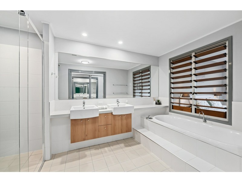 83/80 North Shore Road, Twin Waters QLD 4564