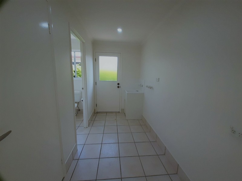 8 Brushbox Cct, Twin Waters QLD 4564