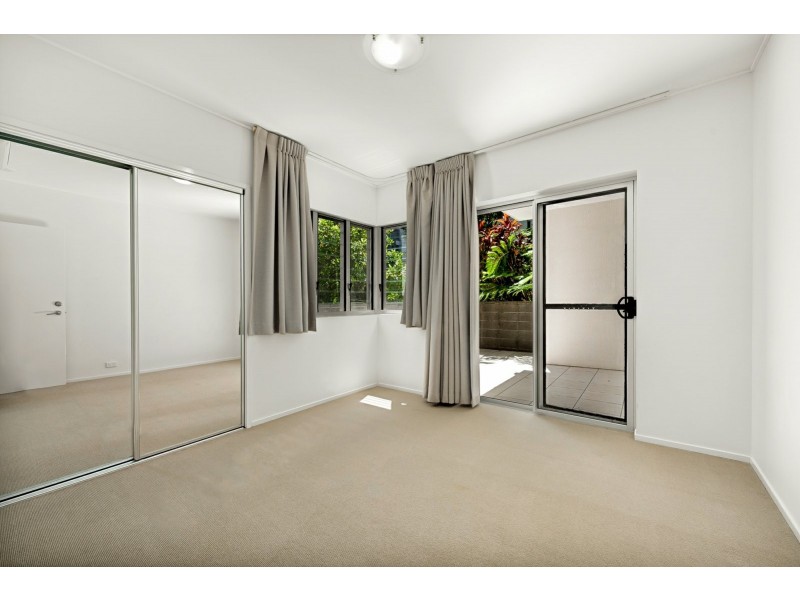 68/80 North Shore Road, Twin Waters QLD 4564