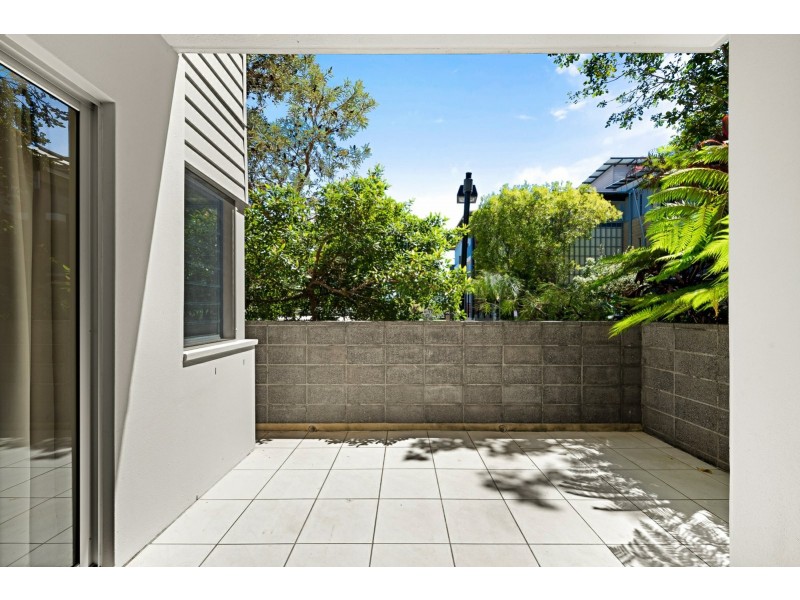 68/80 North Shore Road, Twin Waters QLD 4564