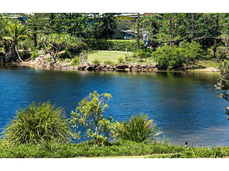 68/80 North Shore Road, Twin Waters QLD 4564