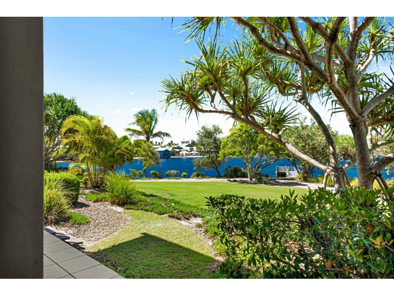 68/80 North Shore Road, Twin Waters QLD 4564