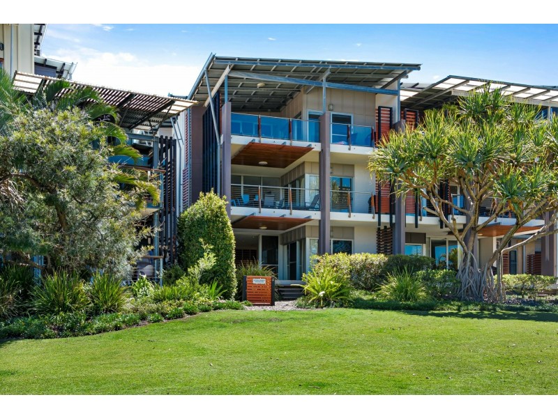 68/80 North Shore Road, Twin Waters QLD 4564
