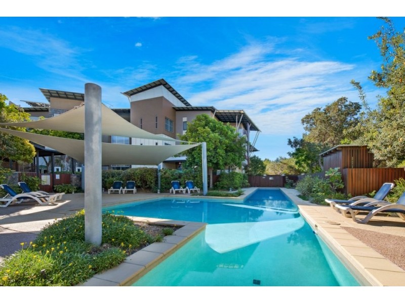 131/80 North Shore Road, Twin Waters QLD 4564