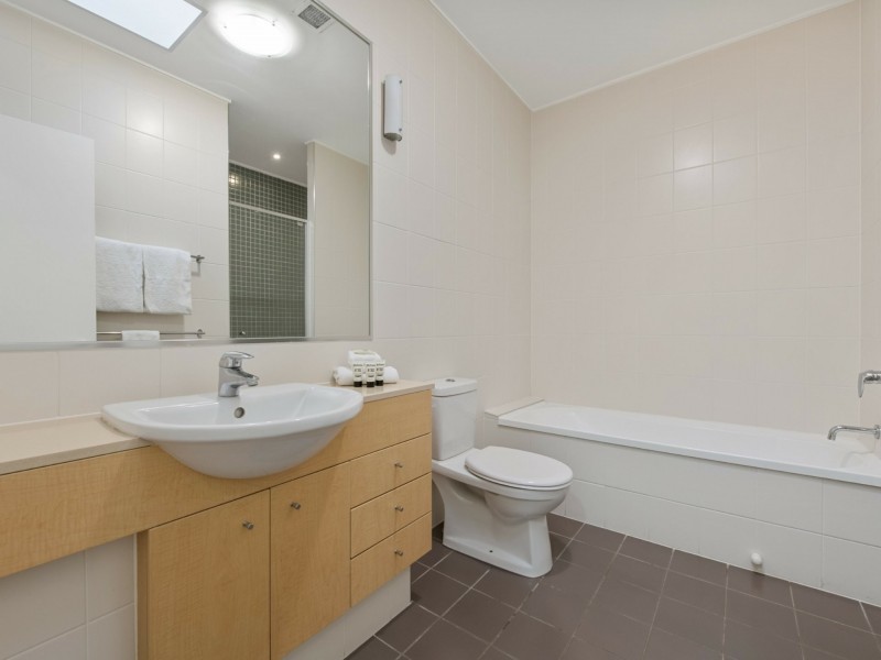 81/80 North Shore Road, Twin Waters QLD 4564