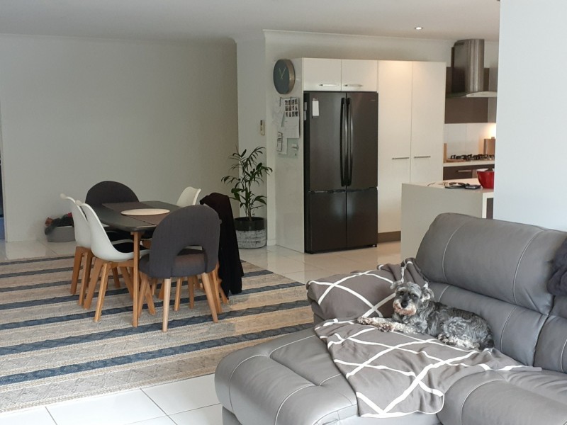 5 Fitzroy Ct, Pacific Paradise QLD 4564