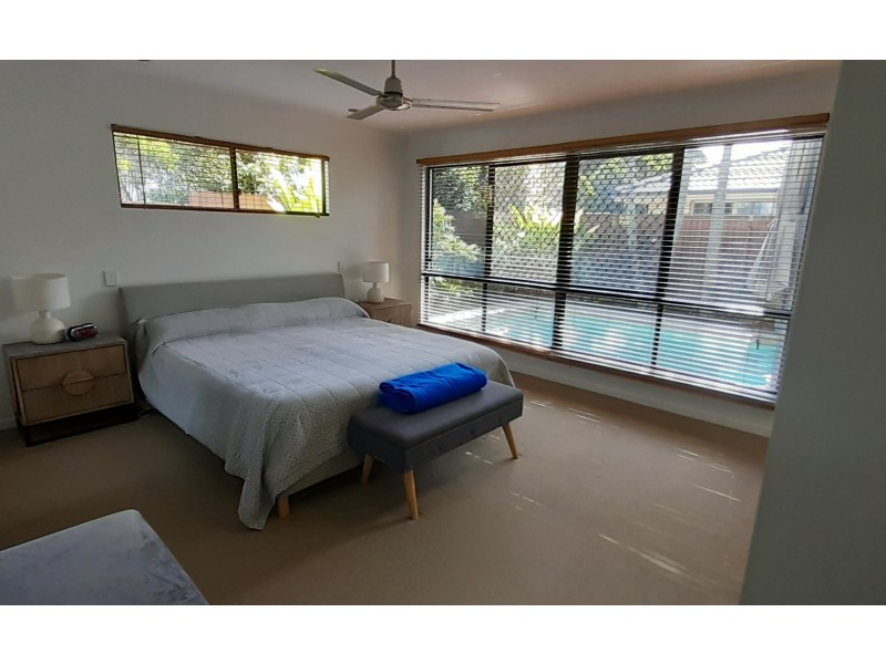 5 Fitzroy Ct, Pacific Paradise QLD 4564