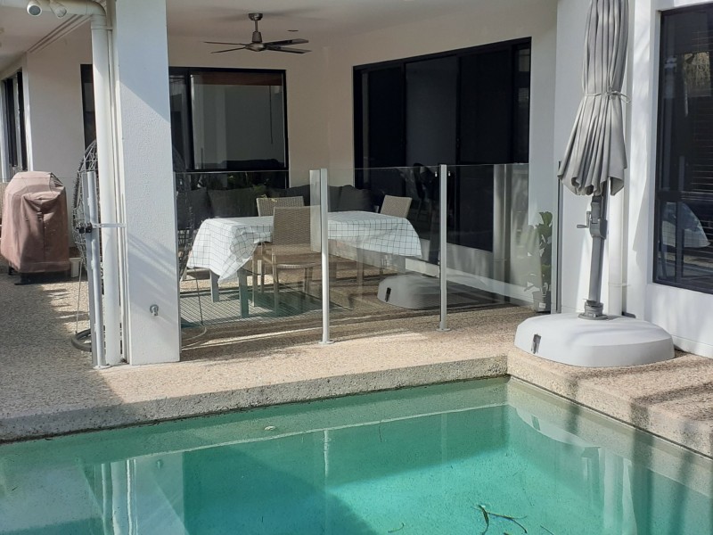 5 Fitzroy Ct, Pacific Paradise QLD 4564