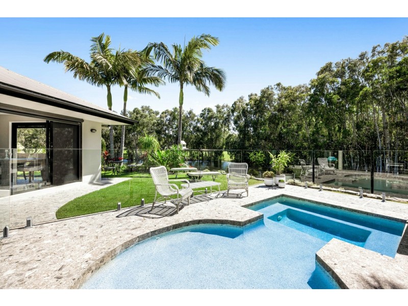 36 Hetherington Drive, Twin Waters QLD 4564