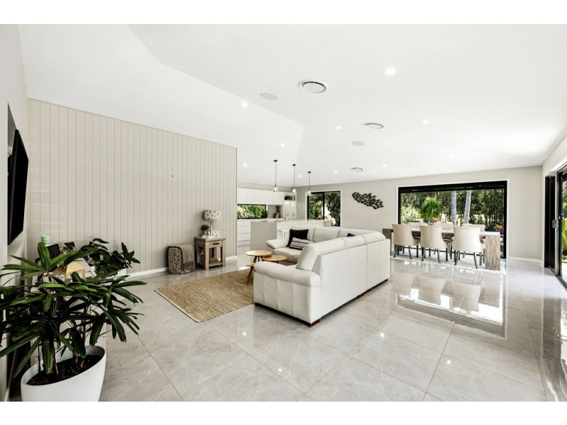 36 Hetherington Drive, Twin Waters QLD 4564