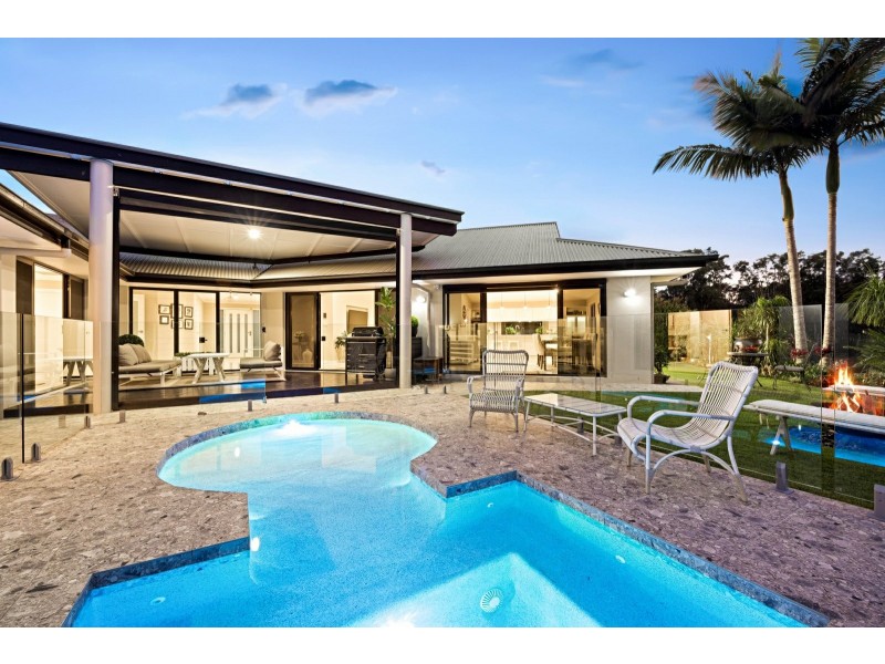 36 Hetherington Drive, Twin Waters QLD 4564