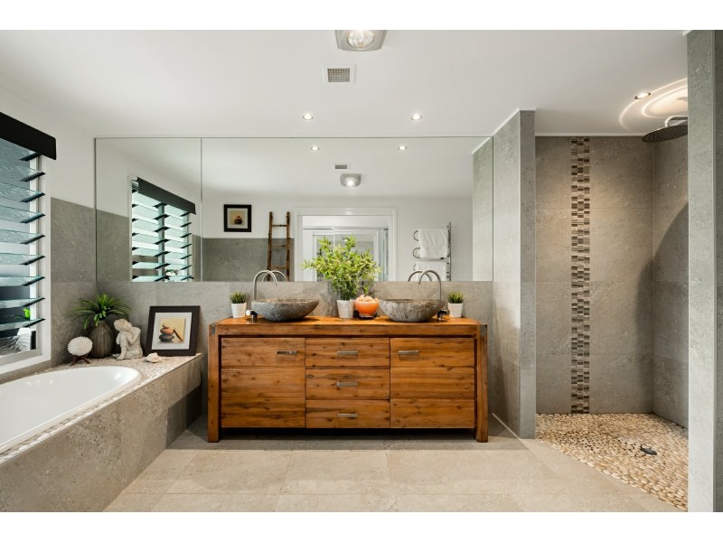 88/80 North Shore Road, Twin Waters QLD 4564