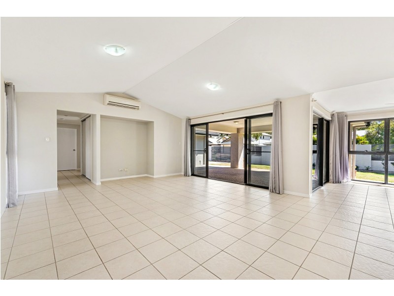 36 Veerings Crescent, Twin Waters QLD 4564