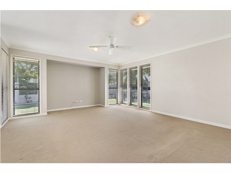 36 Veerings Crescent, Twin Waters QLD 4564