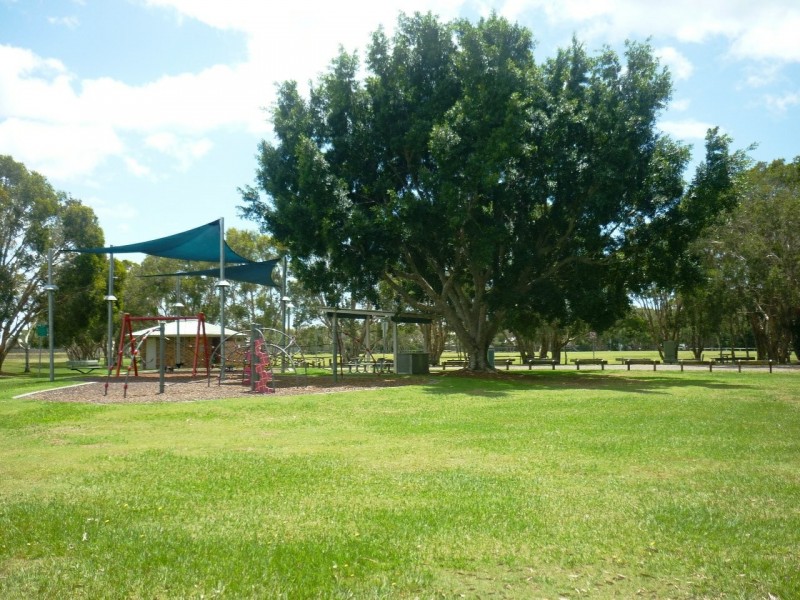 1/3 Desley Street, Marcoola QLD 4564