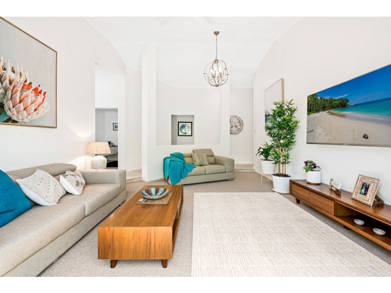 16 Waterside Drive, Twin Waters QLD 4564