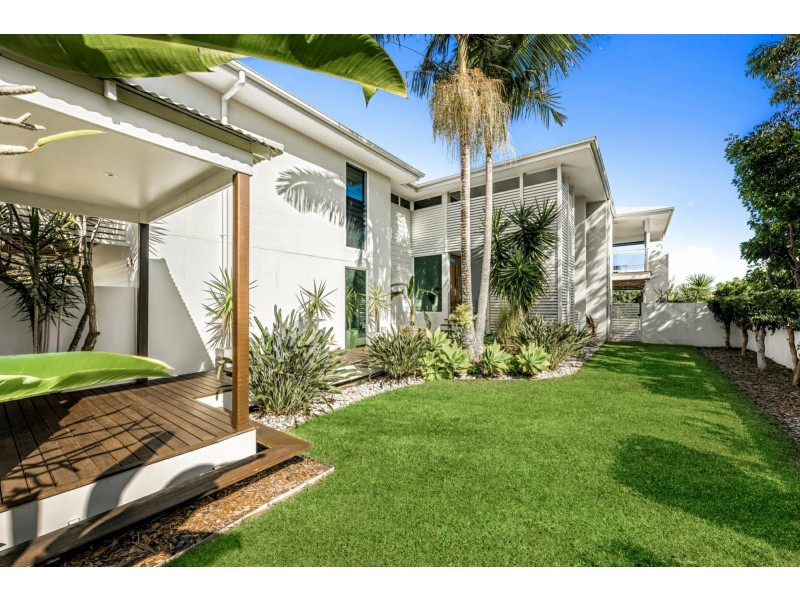 24 Anchorage Circuit, Twin Waters QLD 4564