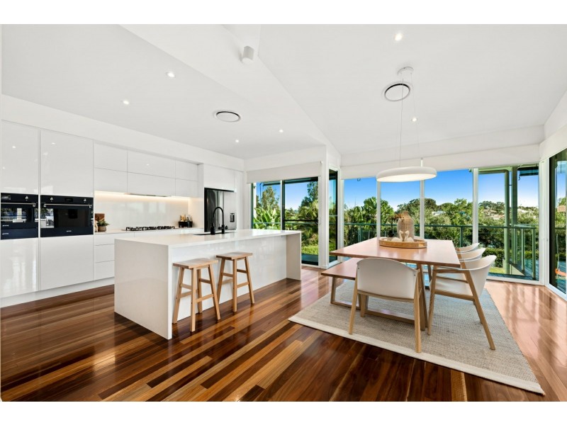 24 Anchorage Circuit, Twin Waters QLD 4564