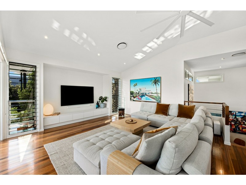 24 Anchorage Circuit, Twin Waters QLD 4564