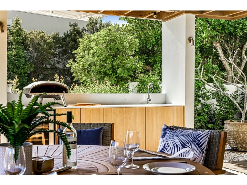 24 Anchorage Circuit, Twin Waters QLD 4564