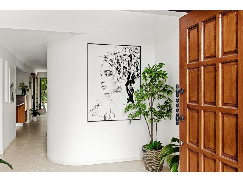 4 Staysail Place, Twin Waters QLD 4564