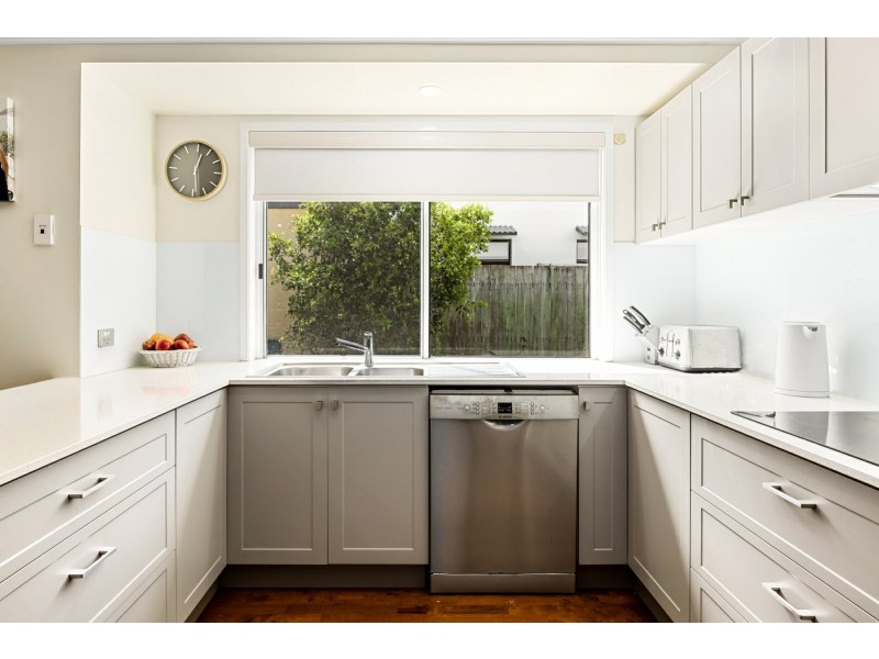 60 Wattlebird Drive, Twin Waters QLD 4564