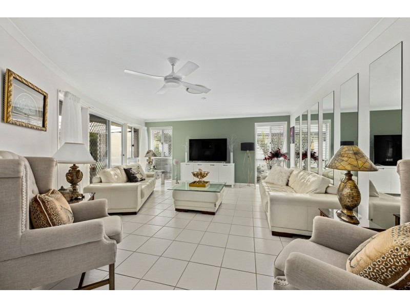 3 Sunorchid Place, Twin Waters QLD 4564