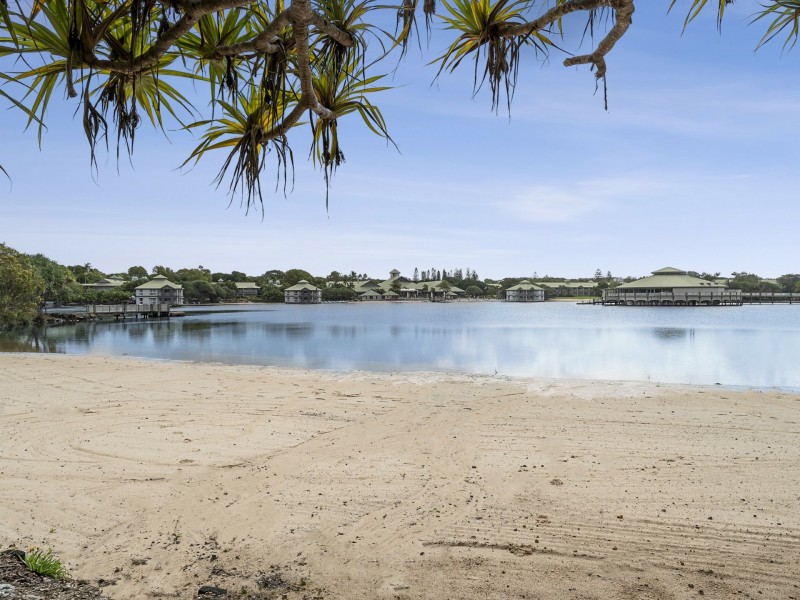 109/80 North Shore Road, Twin Waters QLD 4564