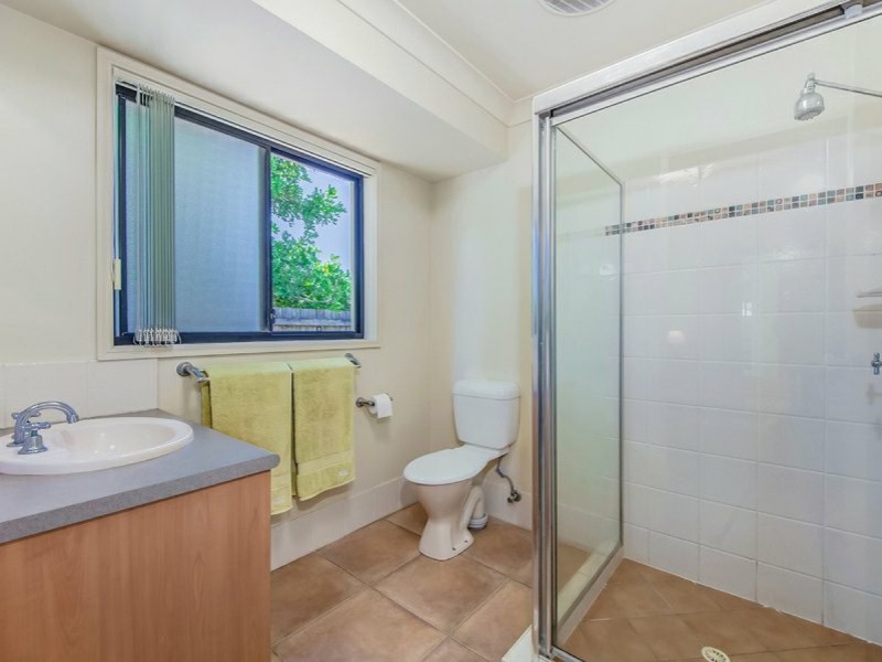 8 Estuary Ct, Twin Waters QLD 4564