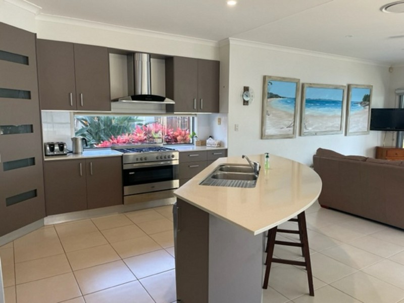 14 Oceanic Court, Twin Waters QLD 4564