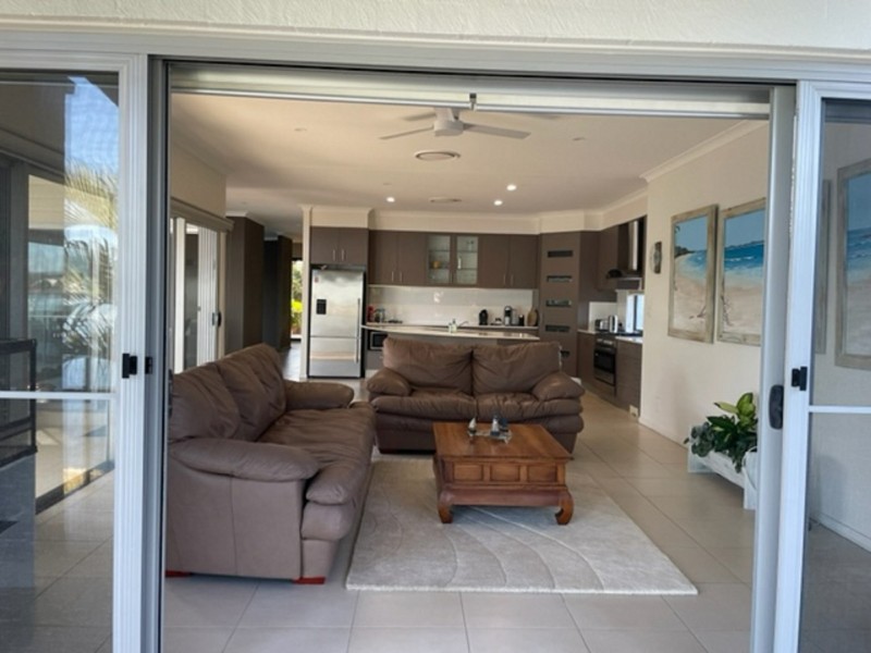 14 Oceanic Court, Twin Waters QLD 4564