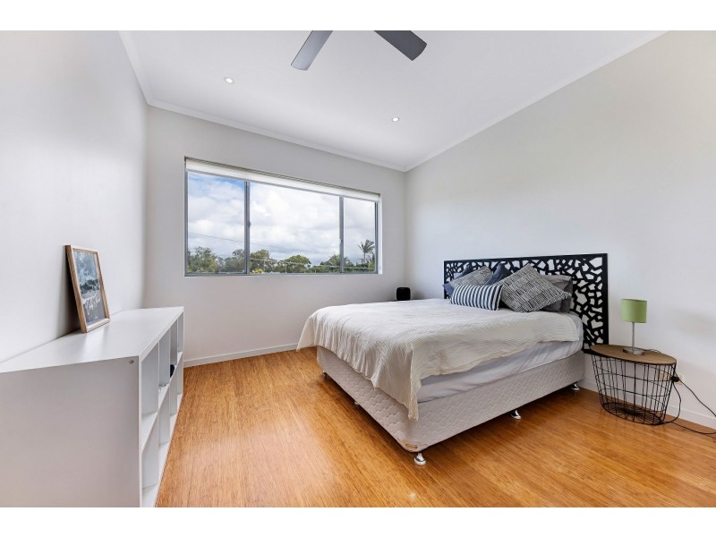 Unit 4/28 Karome St, Pacific Paradise QLD 4564