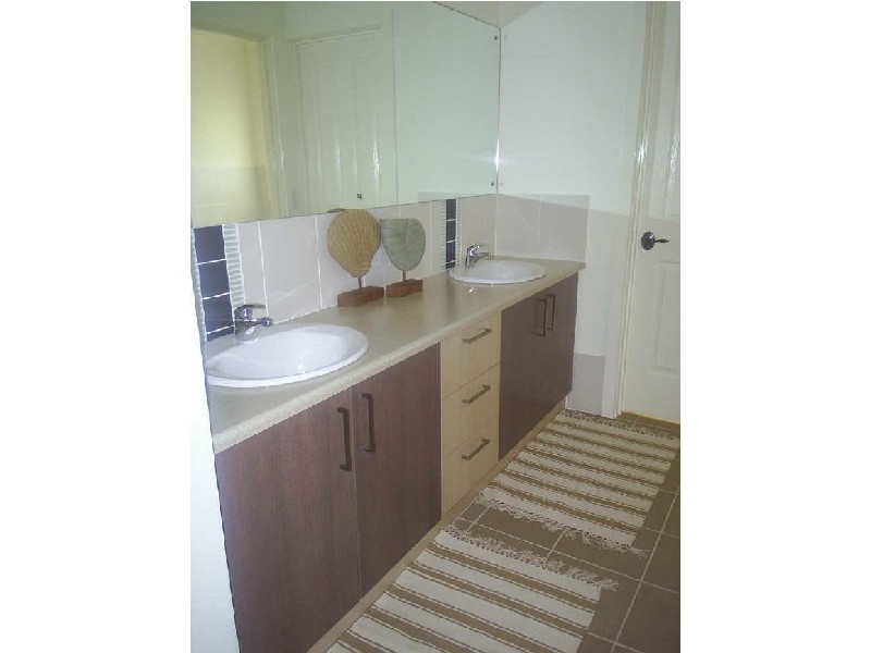 32 Trafalgar Drive, Elizabeth Park SA 5113