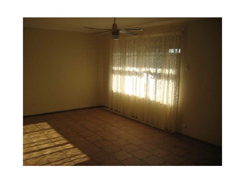 3 President Avenue, Andrews Farm SA 5114