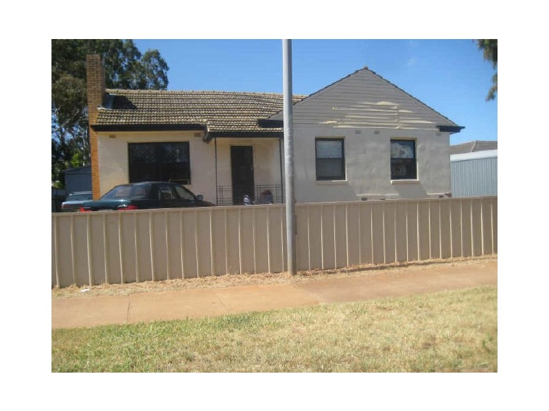 33 Campbell Road, Elizabeth Downs SA 5113