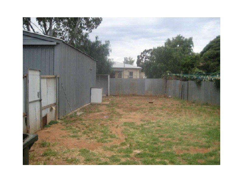 33 Campbell Road, Elizabeth Downs SA 5113
