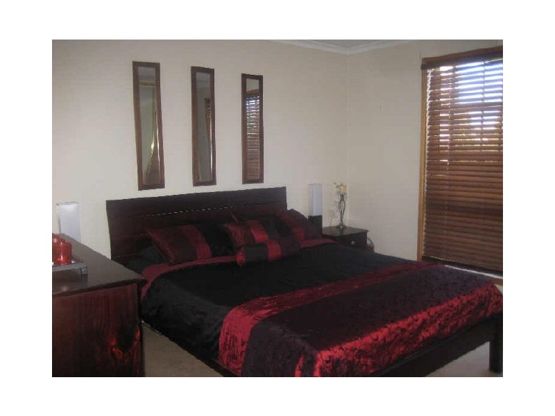 12 Hughes Court, Andrews Farm SA 5114