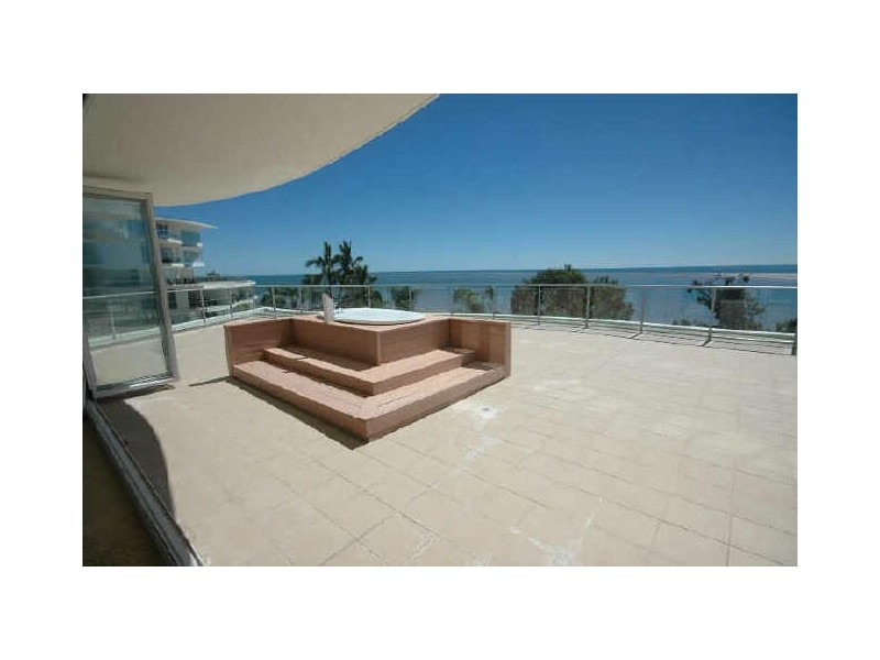 Urangan QLD 4655