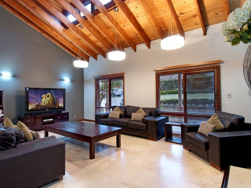 4 Blackwood Place, Oatlands NSW 2117