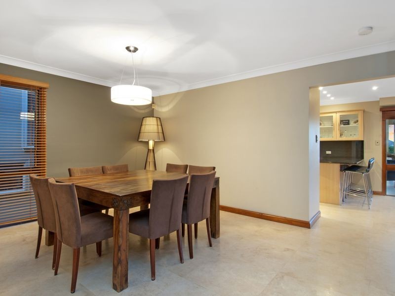 4 Blackwood Place, Oatlands NSW 2117