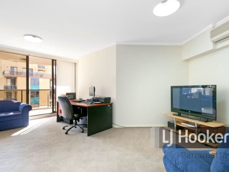 158/13-15 Hassall Street, Parramatta NSW 2150