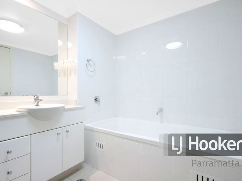 158/13-15 Hassall Street, Parramatta NSW 2150