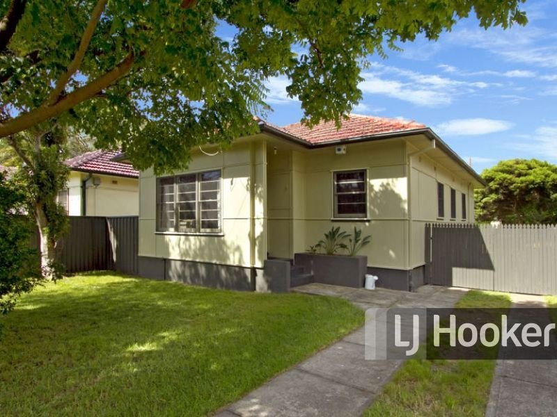 8 Gregory Place, Harris Park NSW 2150