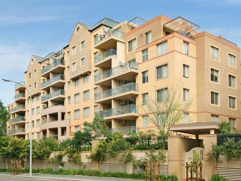 18 Sorrell St, Parramatta NSW 2150